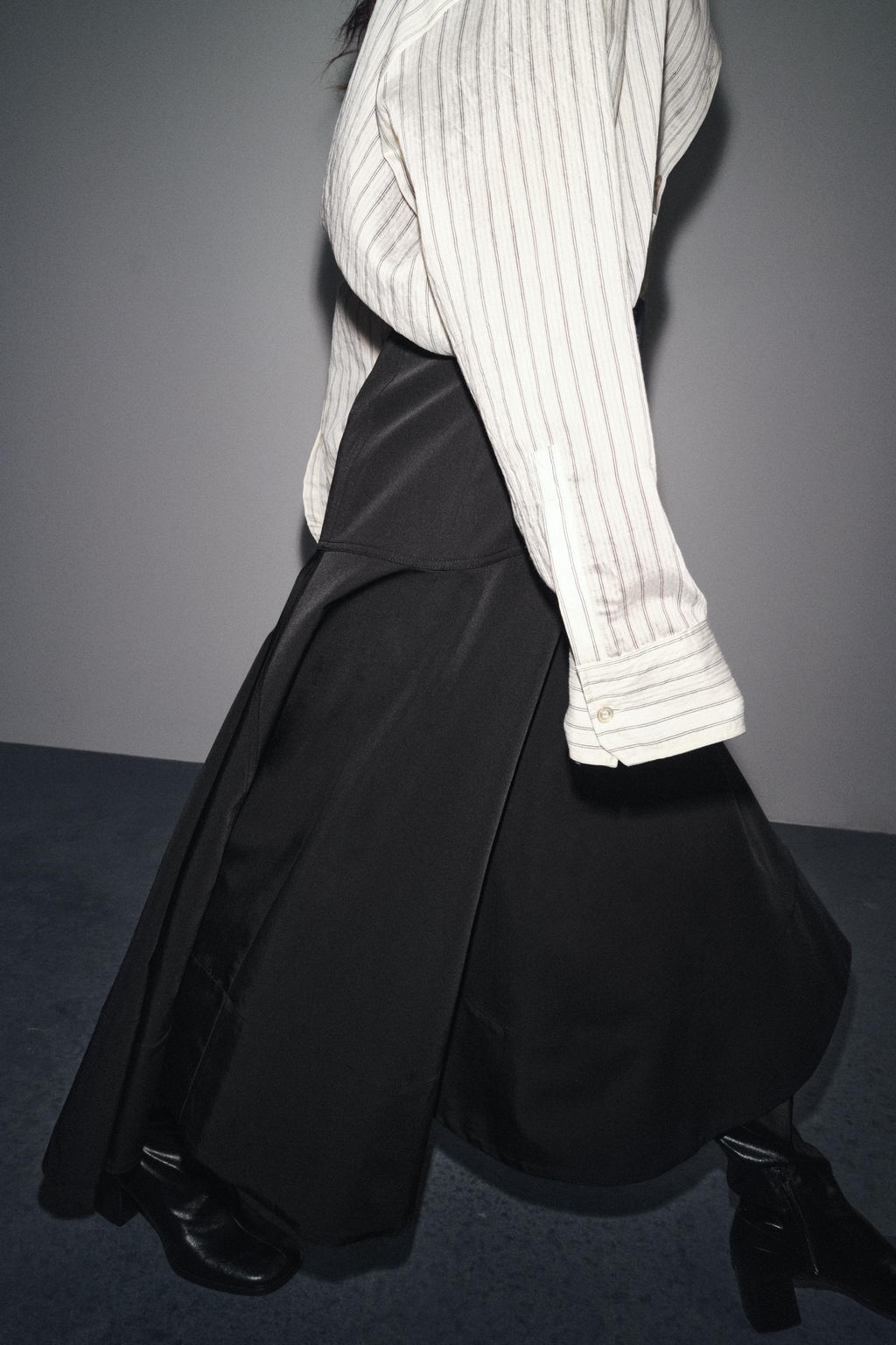 ZW COLLECTION FLARED BELT SKIRT - Zara фото 12