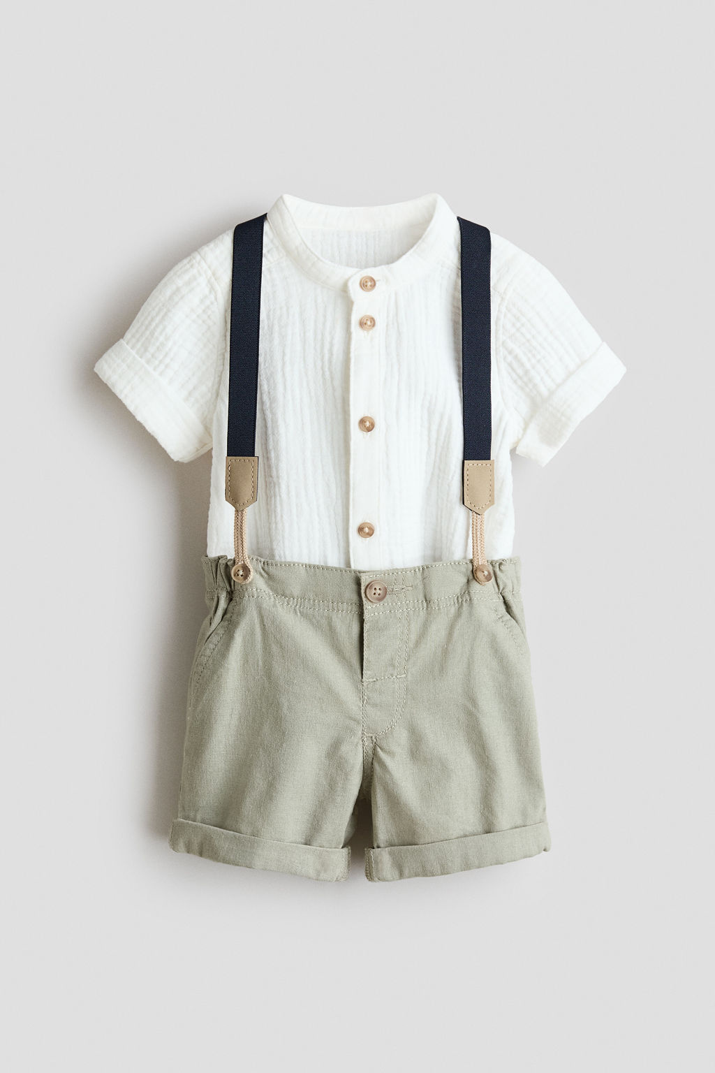 Conjunto de 2 piezas con tirantes