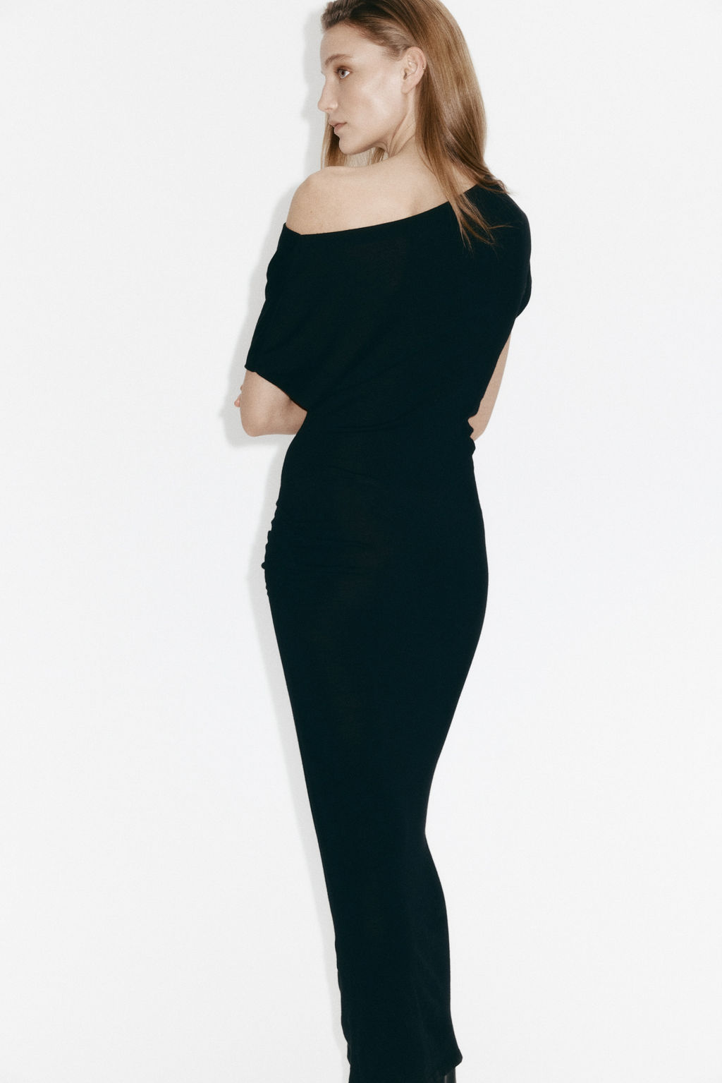 Vestido de un hombro en lana merino - H&m фото 4