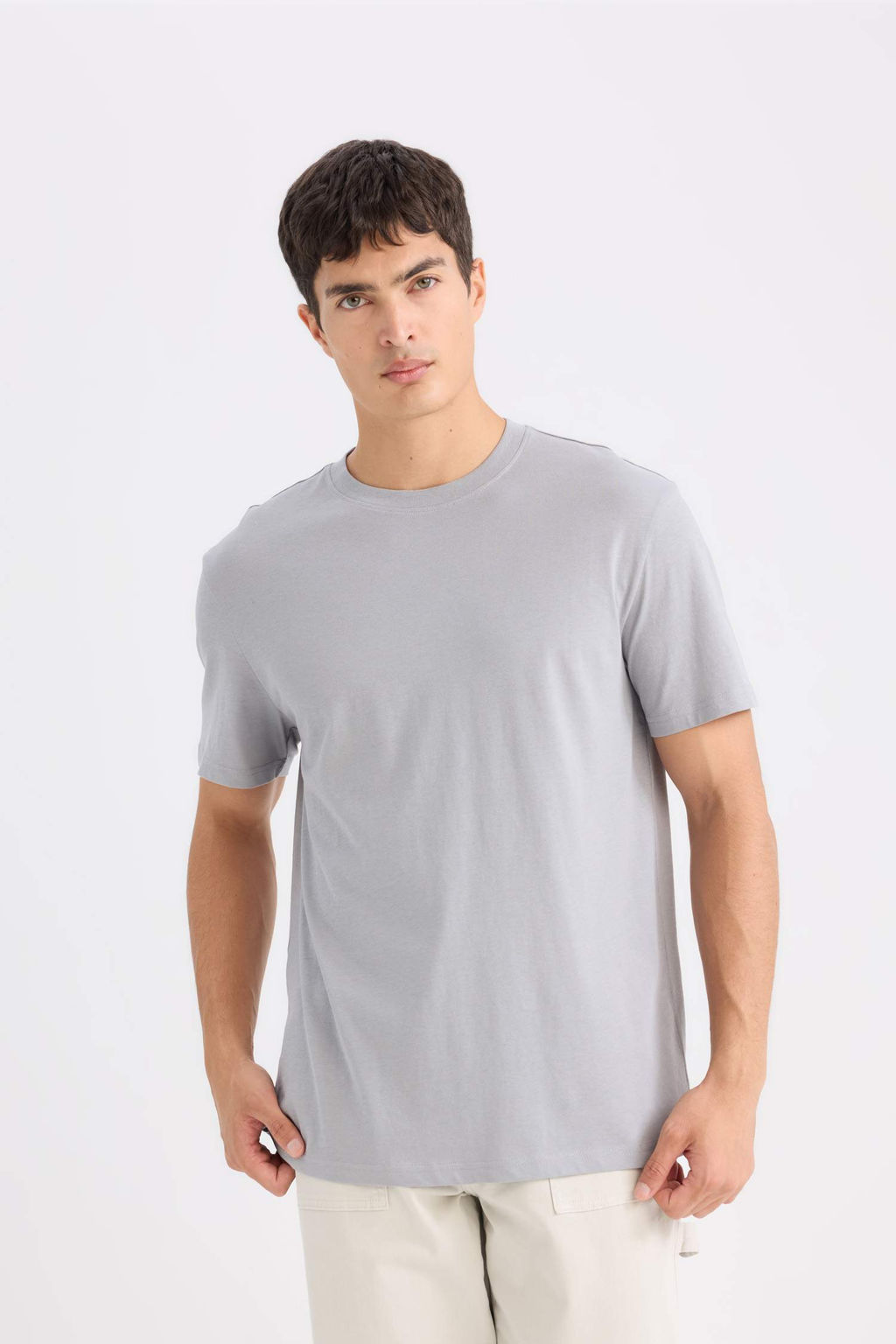 New Regular Fit Bisiklet Yaka Basic Duz K?sa Kollu Tisort - Defacto фото 4