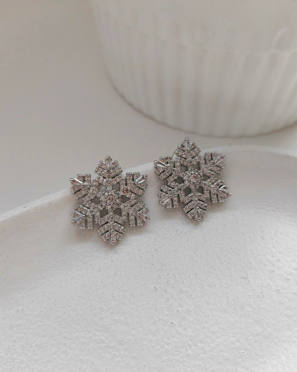 Серьги Снежинки