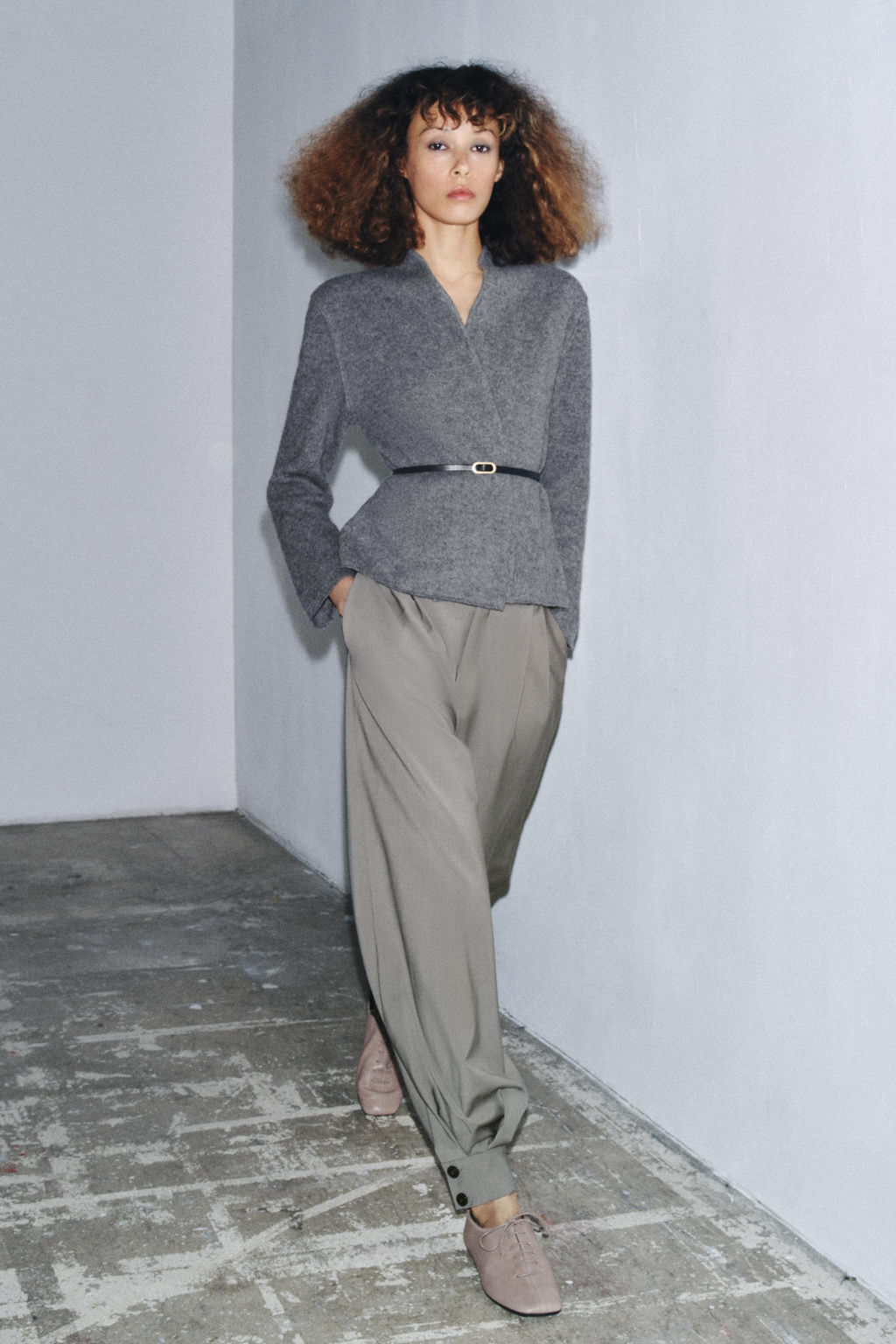 100% WOOL BELTED CARDIGAN