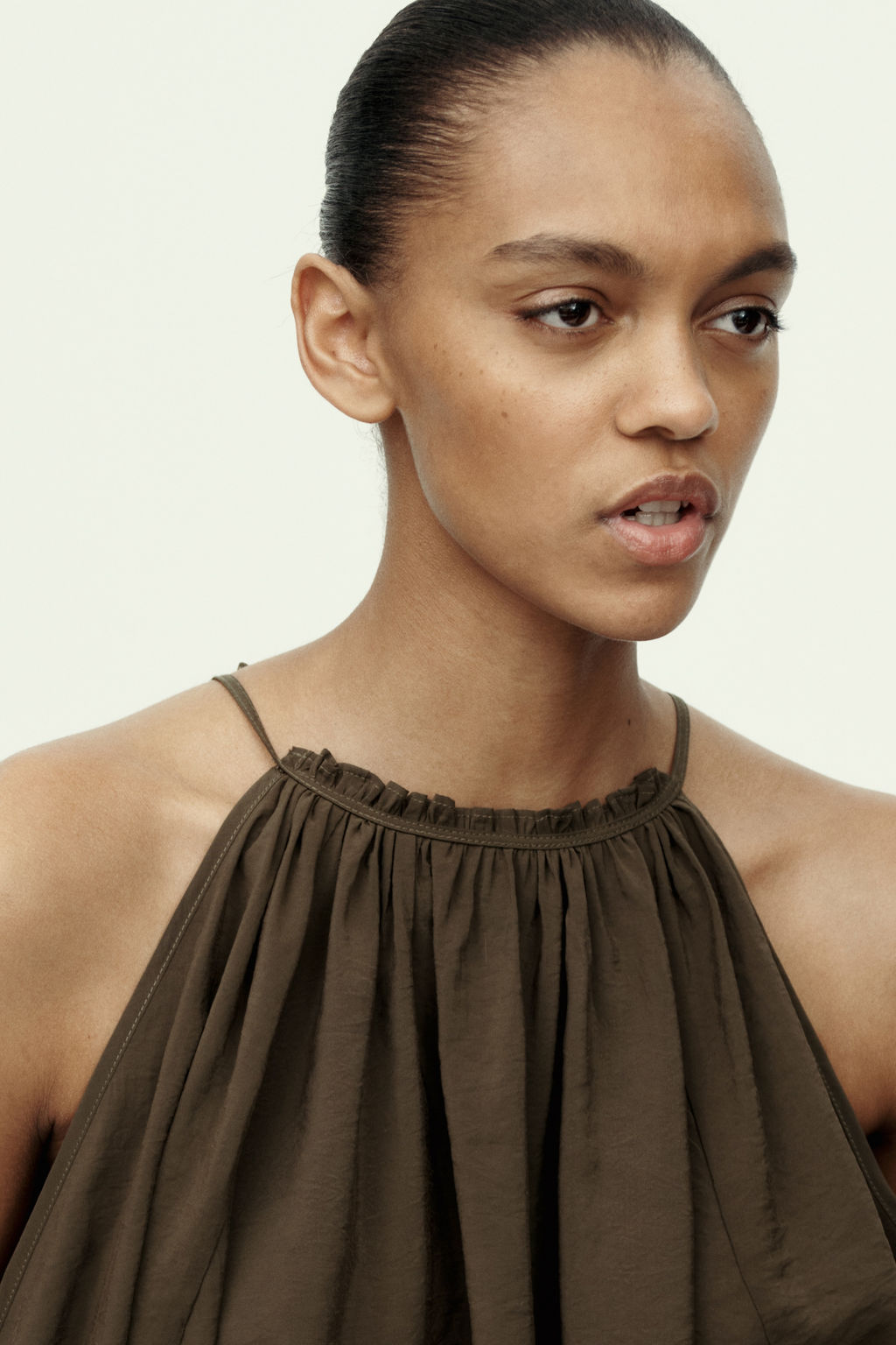 Blusa con hombros cut-out - H&m фото 2
