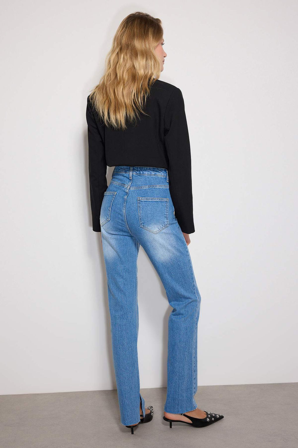 TRENDYOLMILLA Ac?k Mavi Cift Cepli Onden Dugmeli Yuksek Bel Maxi Denim Kot Etek TCTSS23EE00002 фото 25