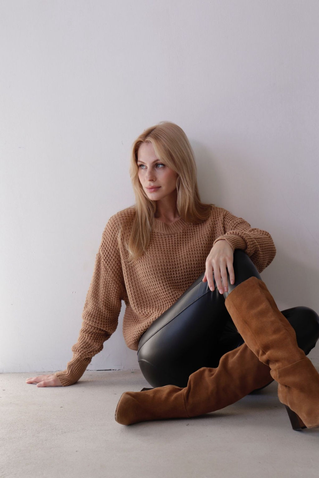 10815 Джемпер светло-коричневый - Martichelli фото 41