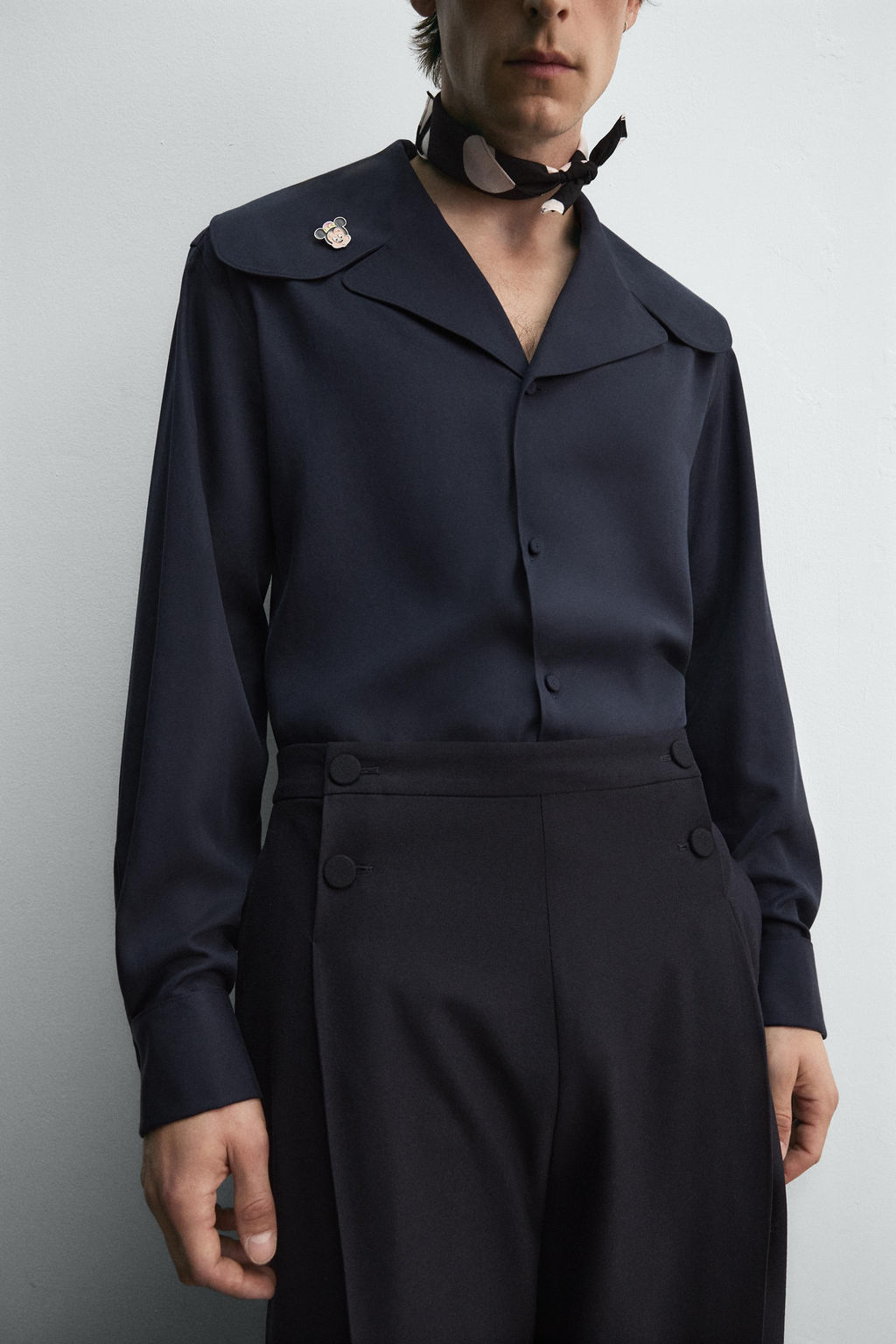 FLOWING SHIRT WITH PETER PAN COLLAR HARRY LAMBERT FOR ZARA X DISNEY  фото 5