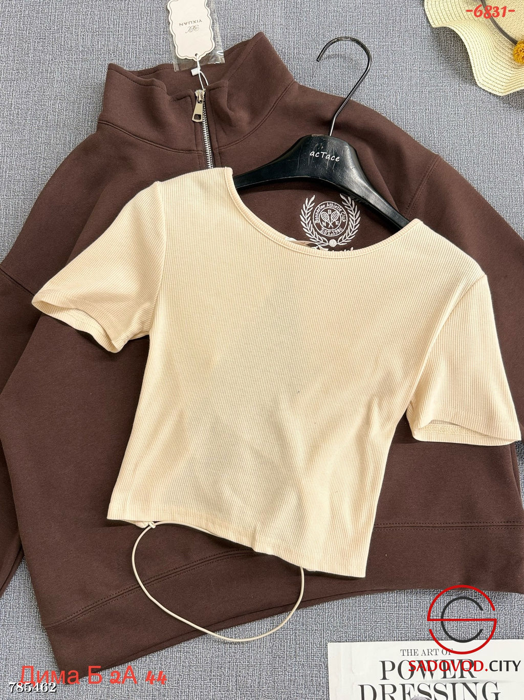 Женская укороченная майка - Bruno фото 9