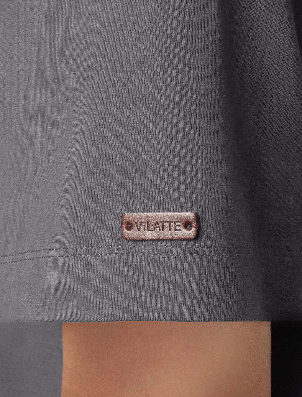 Свободная футболка с авторским принтом - Vilatte фото 2