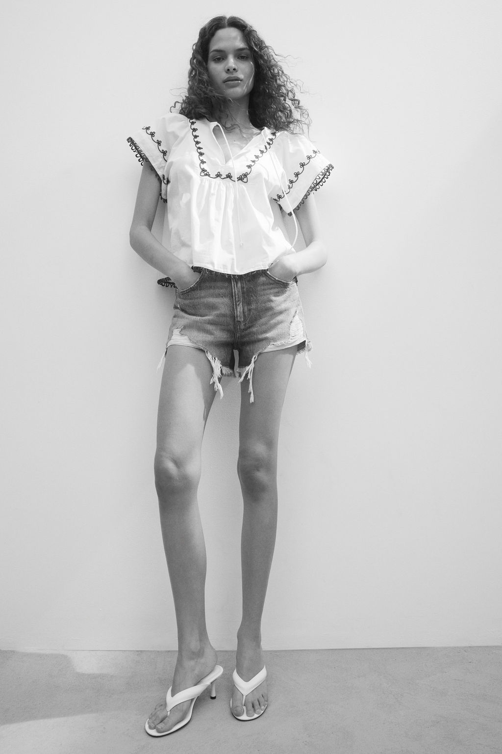 Vaquero corto efecto desgastado - H&m фото 2