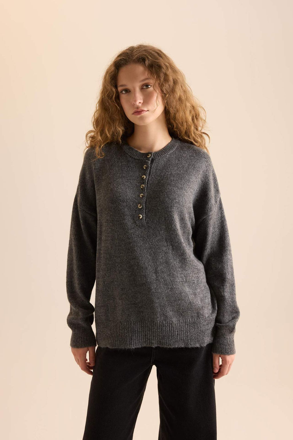 Oversize Genis Kal?p Dugmeli Yaka Triko Kazak - Defacto фото 3