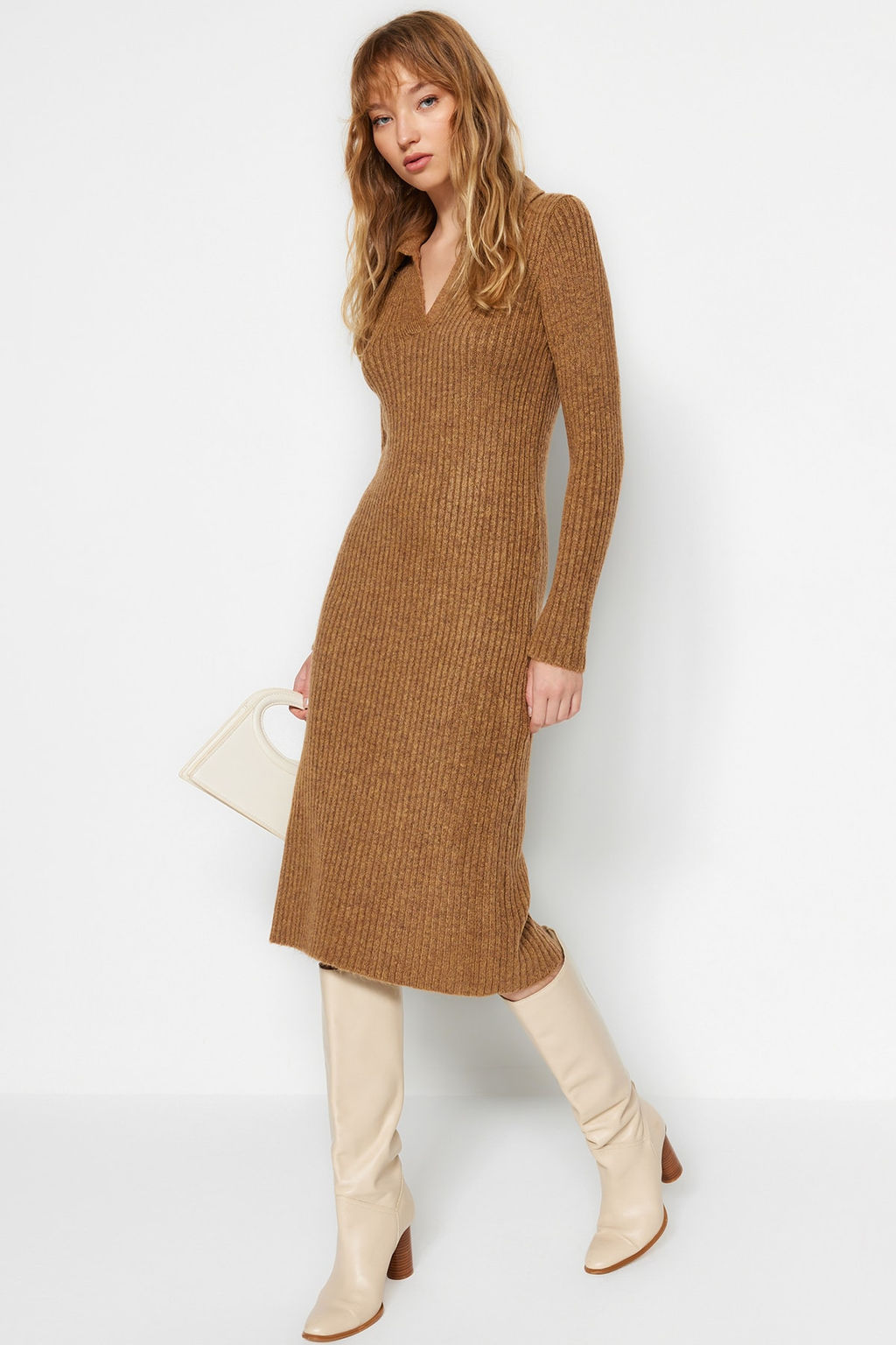 Camel Midi Triko Yumusak Dokulu Polo Yaka Elbise TWOAW24EL00026