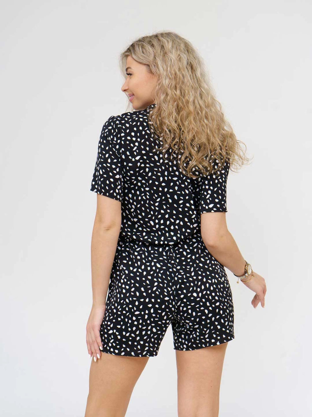 Комбинезон женский, цвет черный белый