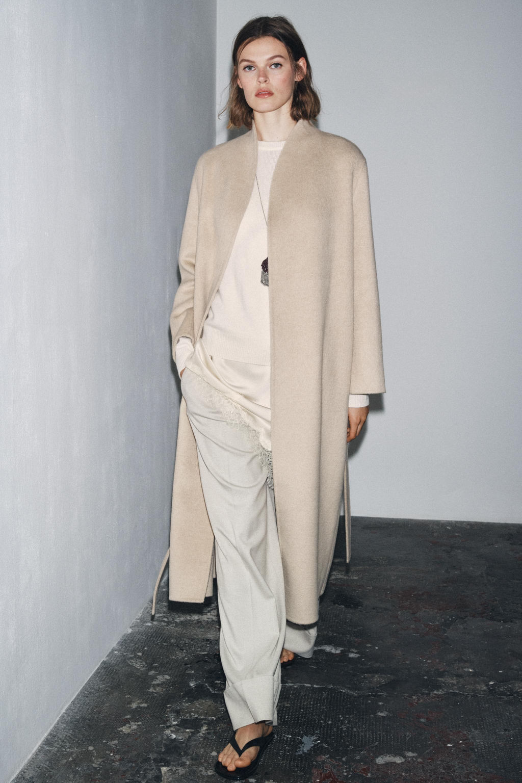 ZW COLLECTION LIMITED EDITION MINIMAL WOOL BLEND COAT - Zara фото 7