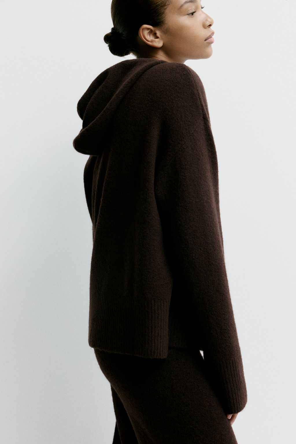 Chaqueta de punto con capucha y cremallera - H&m фото 5