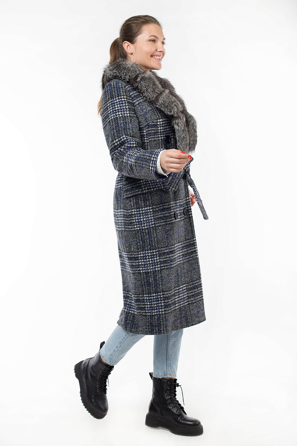 Мех натуральный (чернобурая лисица) Пальто утепленное Холлофайбер 300 - El podio фото 2