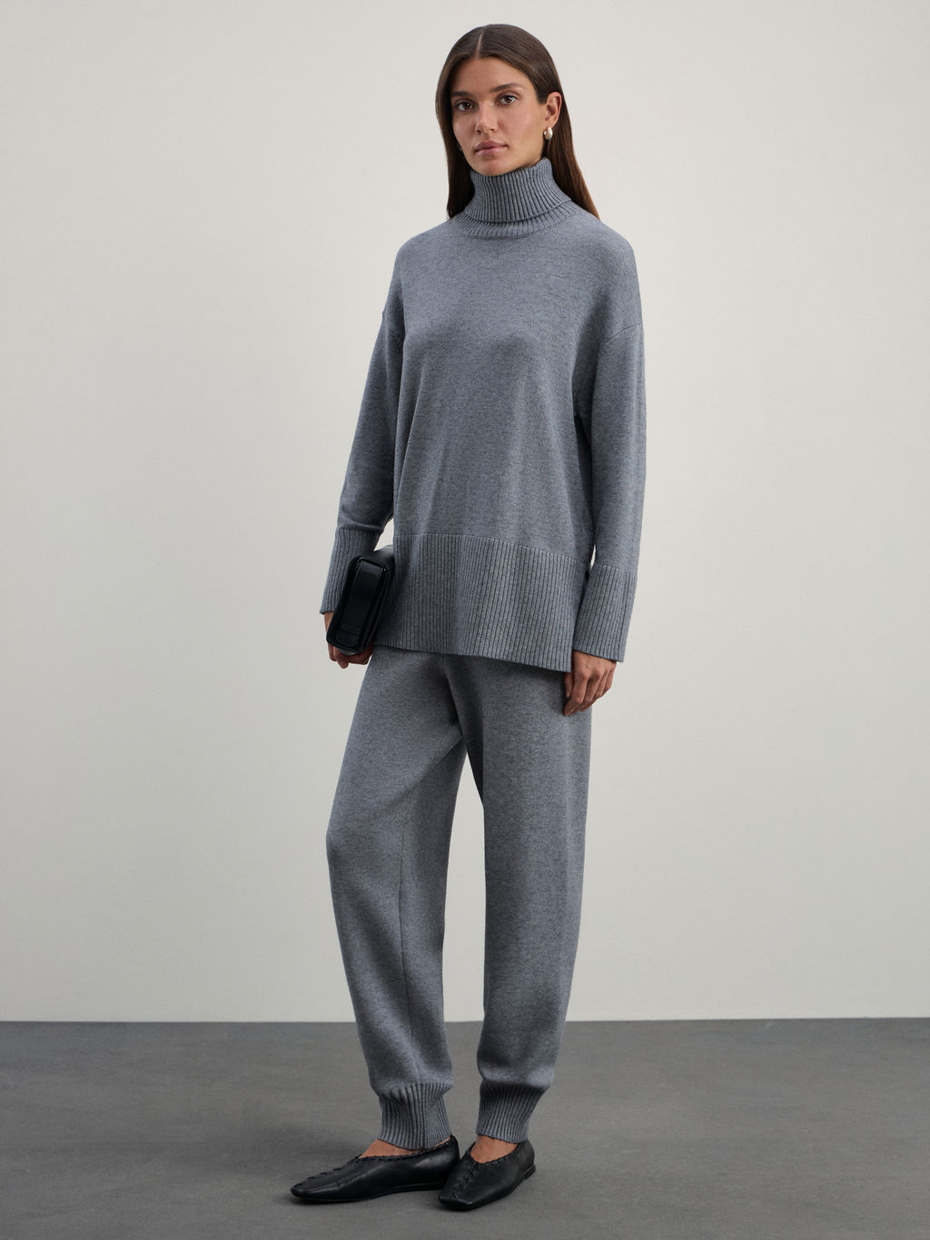 Джемпер из вискозы с разрезами по бокам / Zarina  фото 2