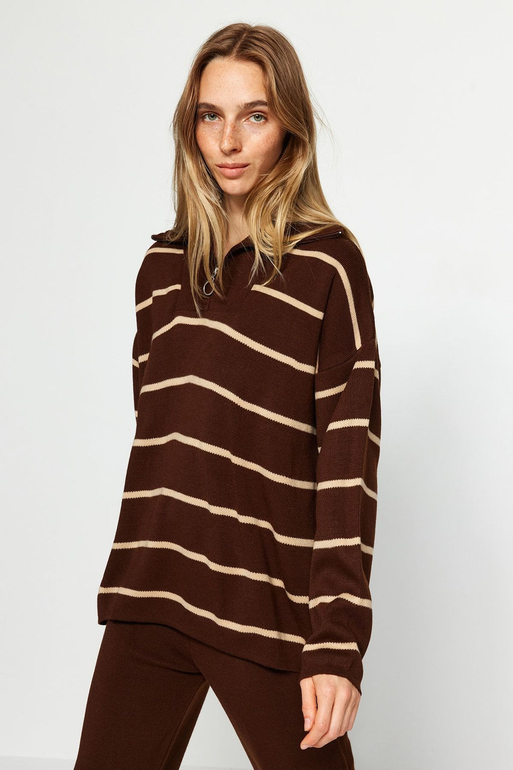 Siyah Genis Kal?p Fermuarl? Triko Alt-Ust Tak?m TWOAW24AU00025 - Trendyolmilla фото 11