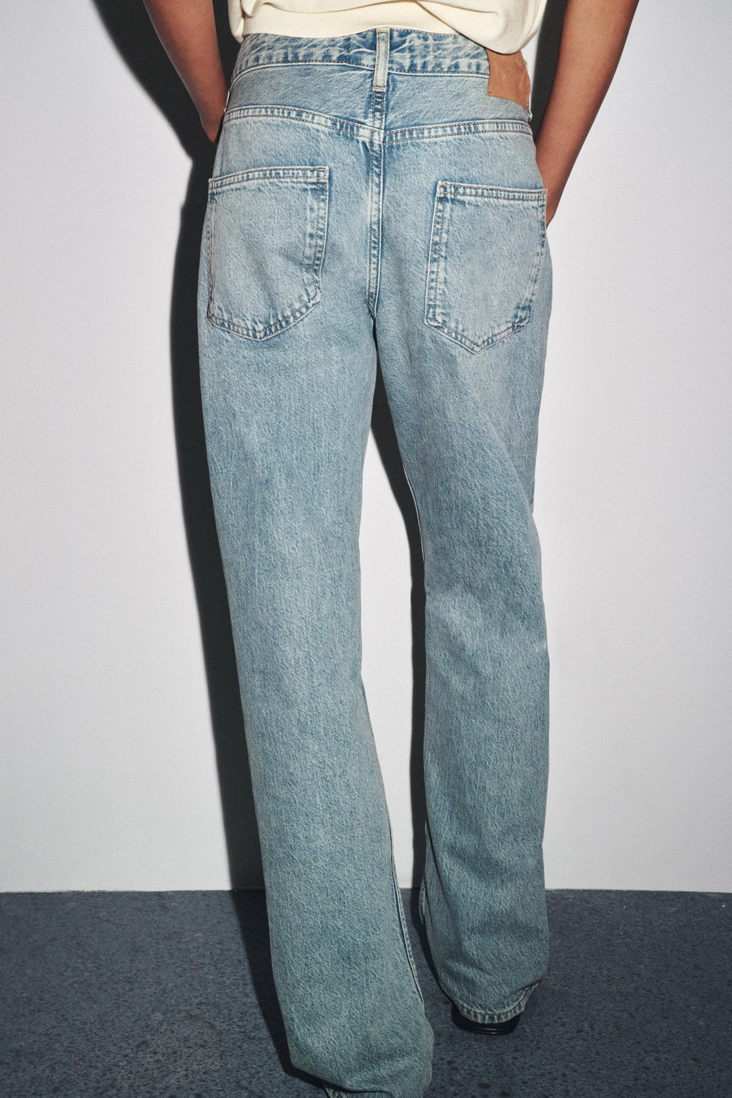 ZW COLLECTION RELAXED MID-WAIST JEANS - Zara фото 10