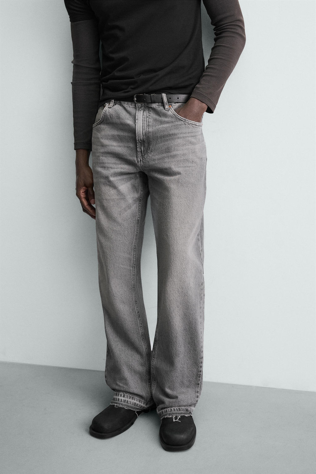 JEANS FLARE FIT ROTOS / Gris - Zara фото 5