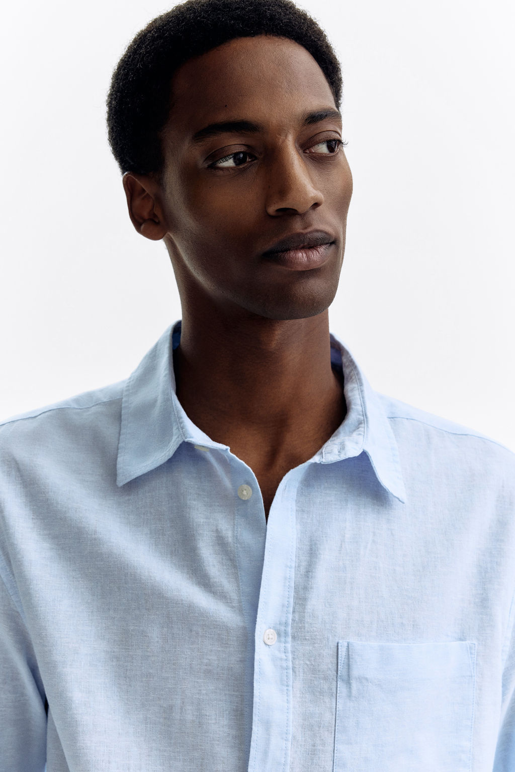 Camisa en mezcla de lino Regular Fit - H&m фото 11