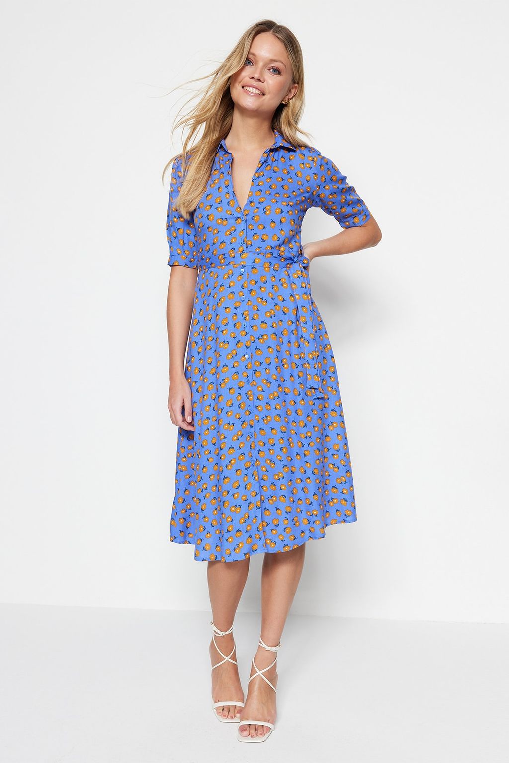 Mavi Cicek Desenli Kusakl? Midi Dokuma Viskon Gomlek Elbise TWOSS20EL1559