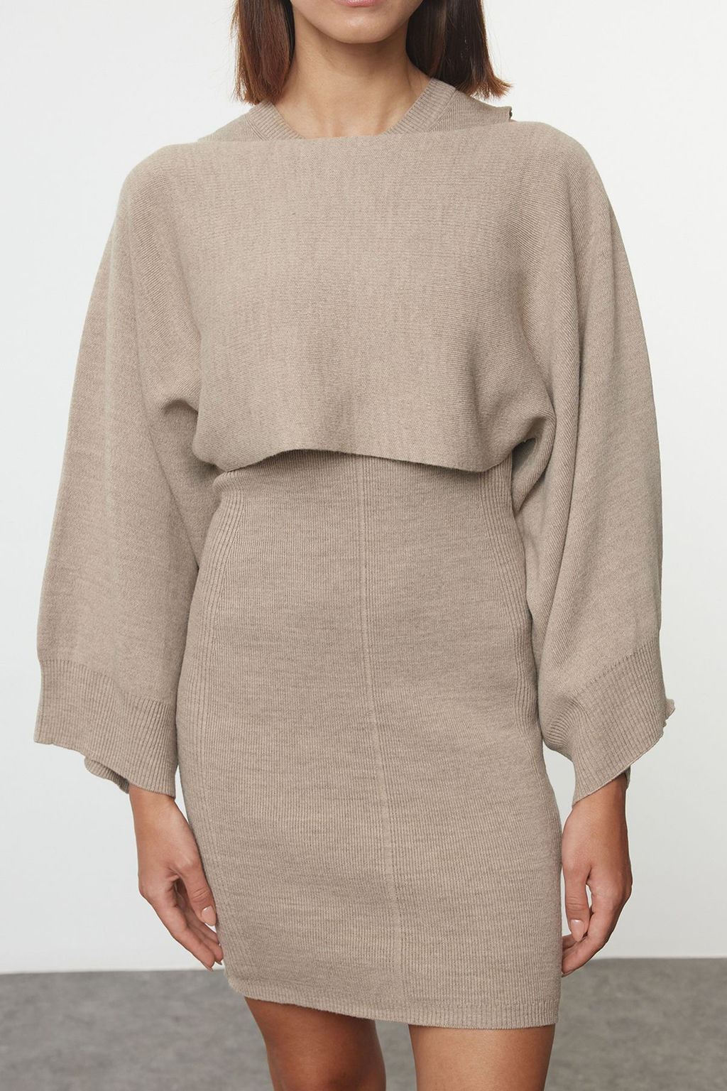 TRENDYOLMILLA Bej Mini Triko Bolero-Elbise Tak?m TWOAW25EL00056  фото 11