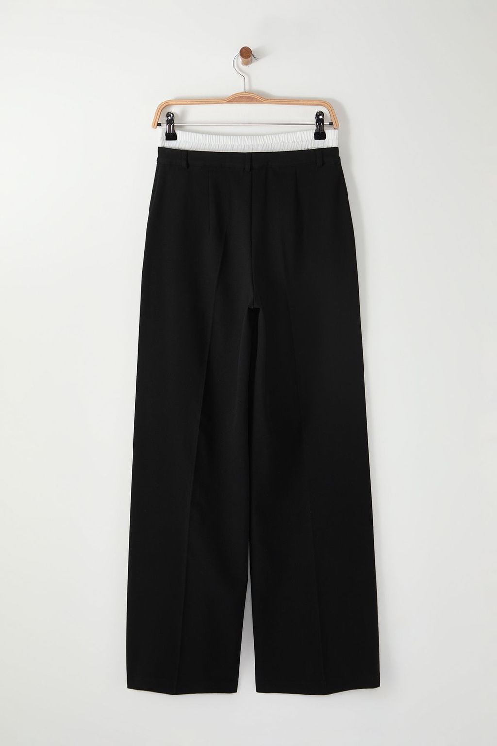 TRENDYOLMILLA Limited Edition Siyah Wide Leg Bel Boxer Detayl? Dokuma Kumas Pantolon TWOAW24PL00273 фото 3