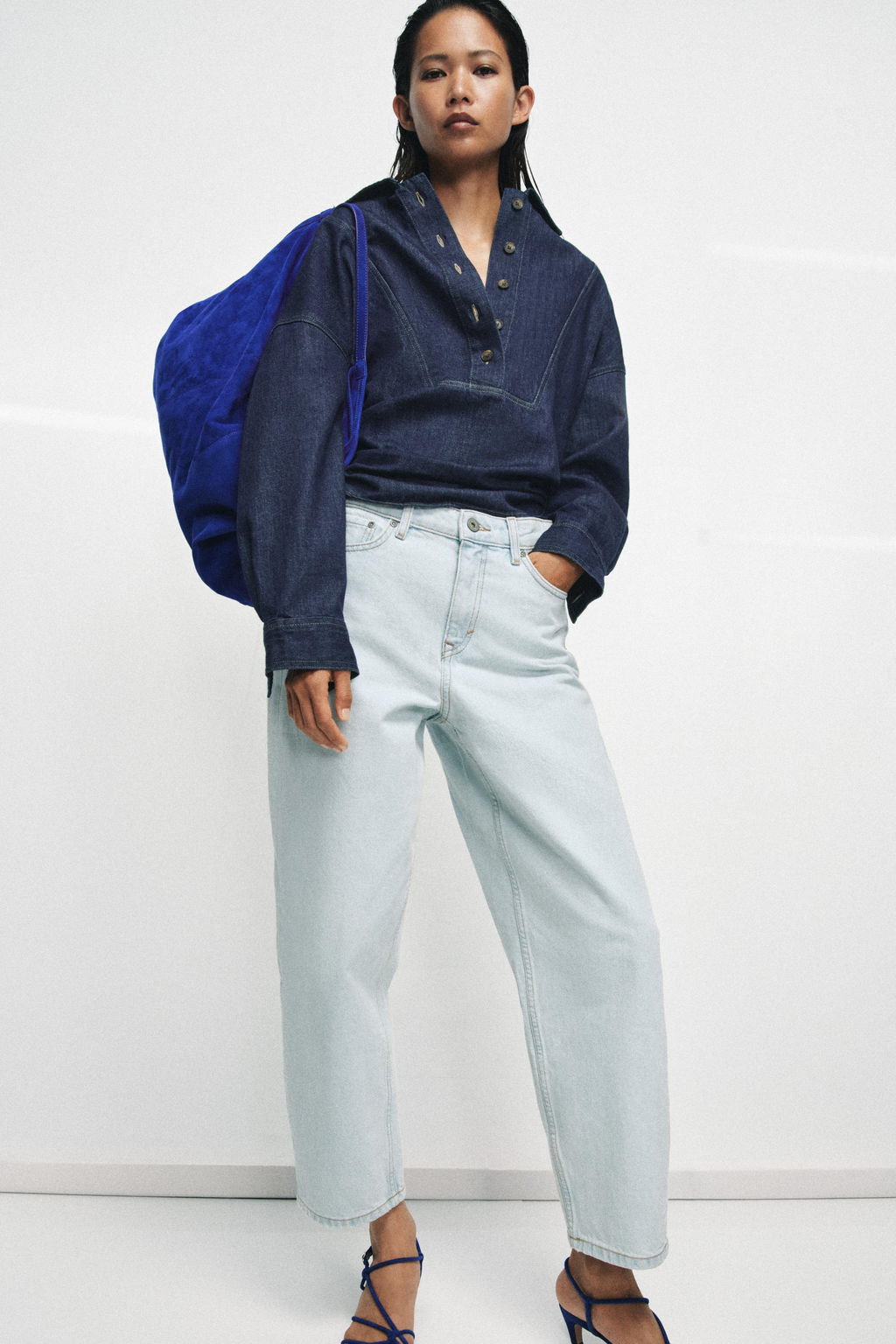 JEANS ZW COLLECTION TAPERED TIRO MEDIO / Azul claro - Zara фото 2