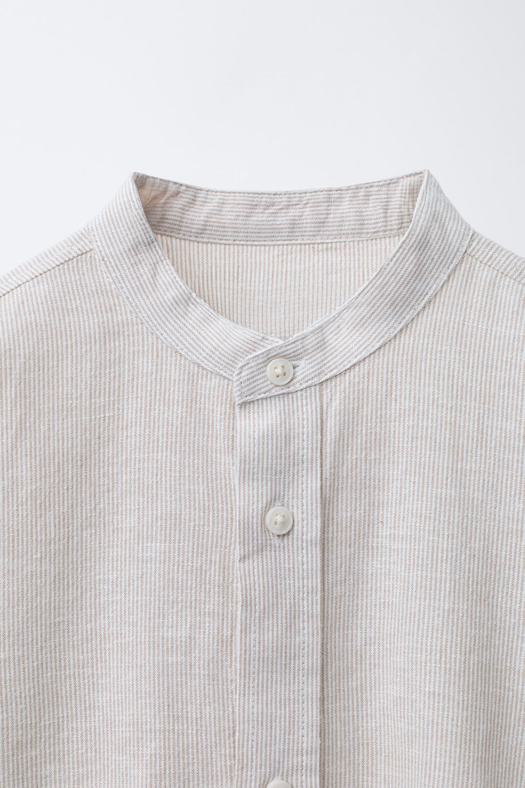 CAMISA RAYAS CON ALGOD?N Y LINO / Beige claro - Zara фото 3