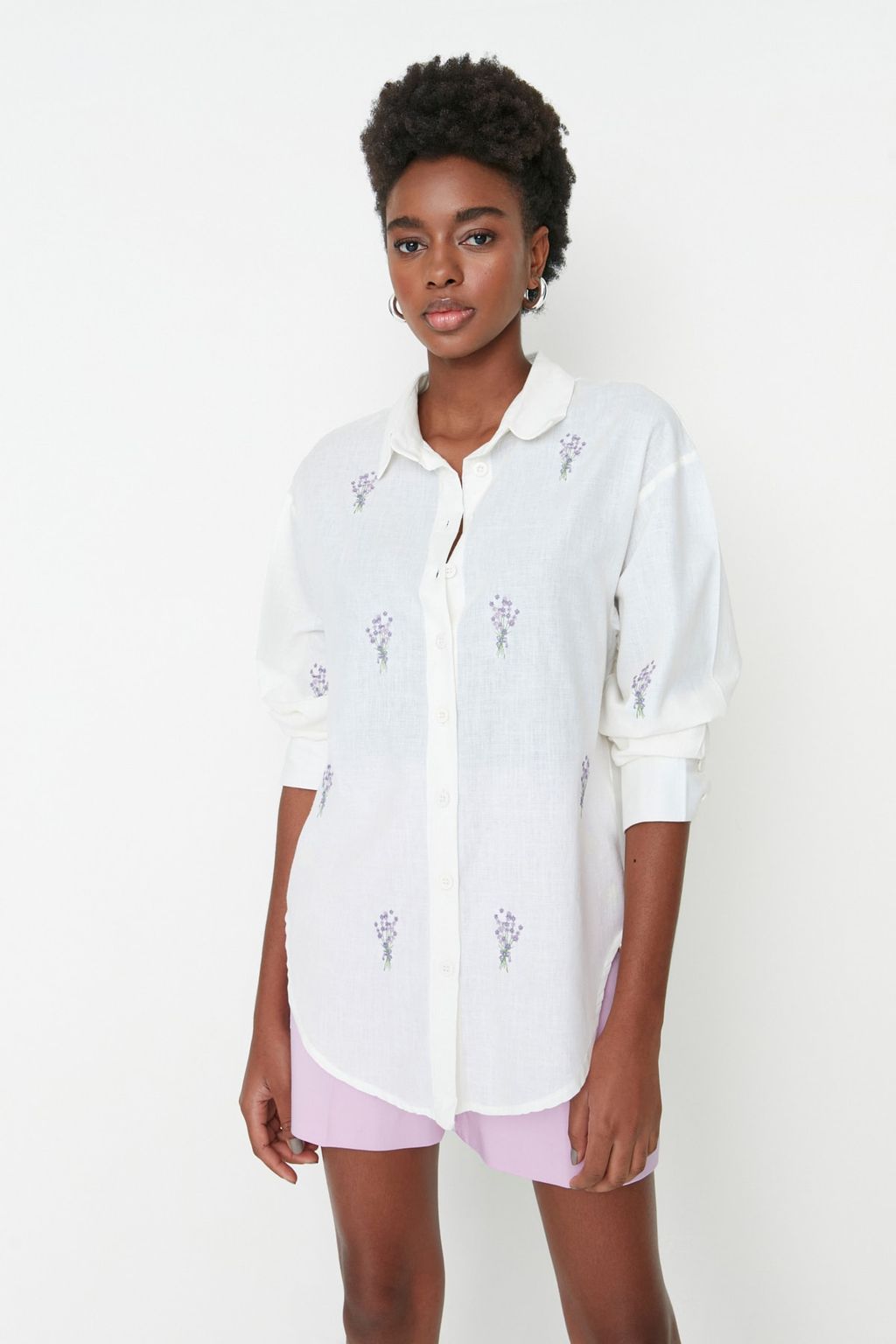 TRENDYOLMILLA Ekru Cicek Nak?s Detayl? Pamuklu Oversize Genis Kesim Dokuma Gomlek TWOSS22GO0246 фото 11