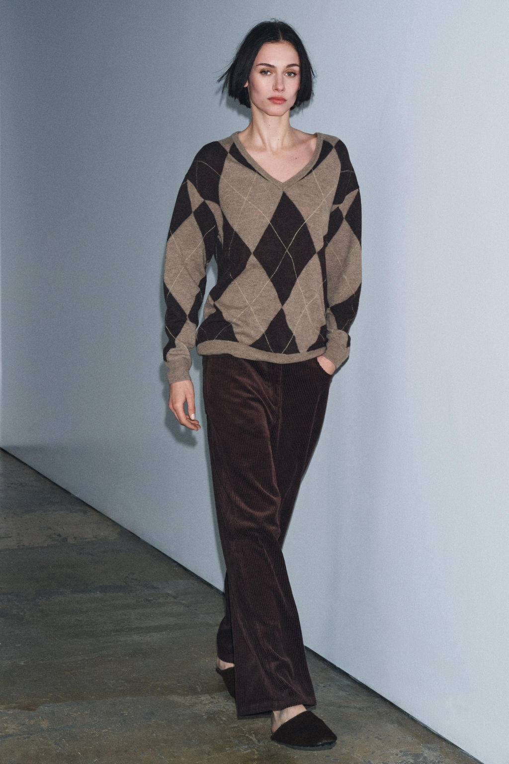 100% WOOL DIAMOND JUMPER - Zara фото 7