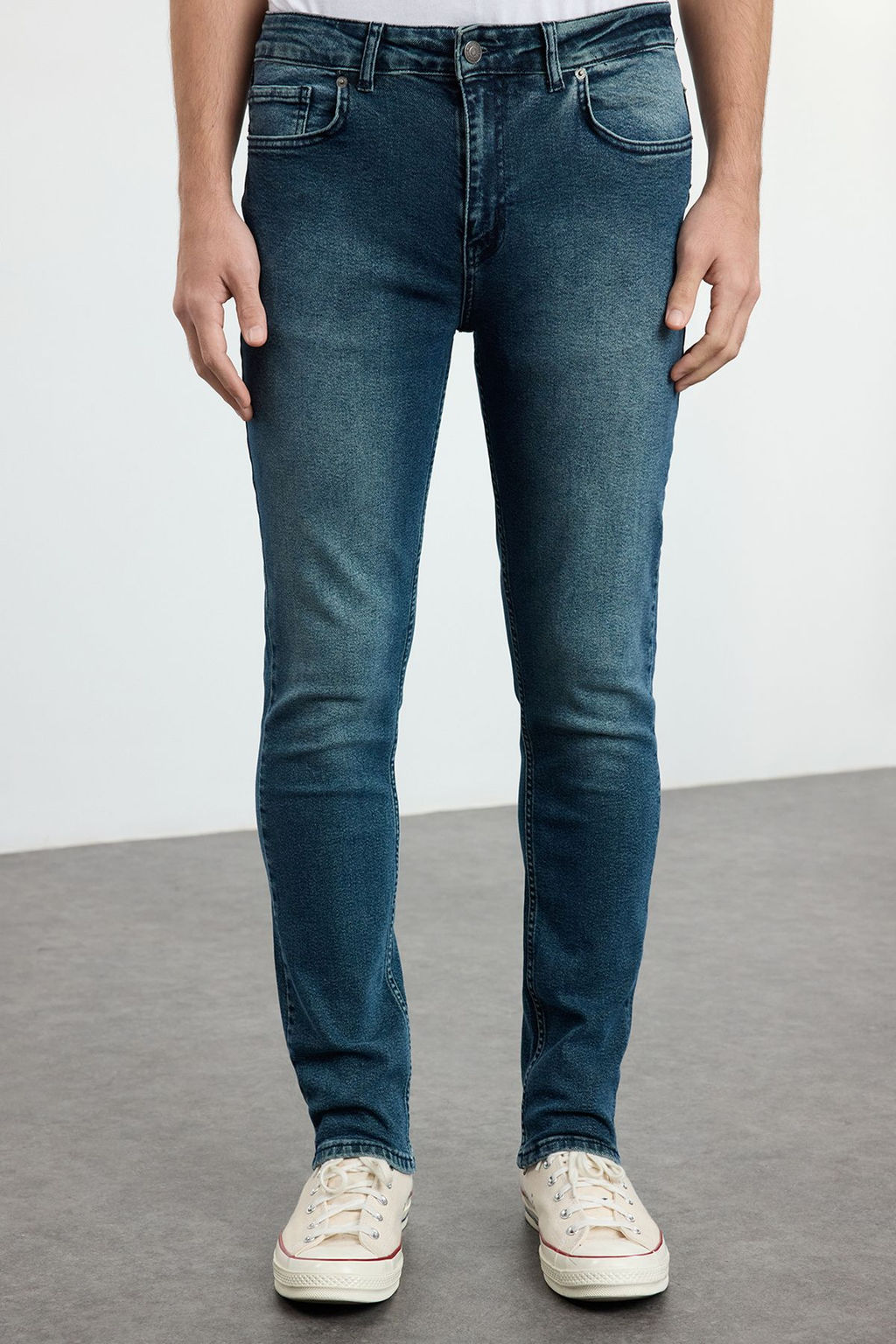 TRENDYOL MAN Ac?k Mavi Esnek Kumas T?rnakl? Destroylu Slim Fit Dar Kesim Jeans Kot Pantolon TMNSS21JE0067 - Trendyolmilla фото 7