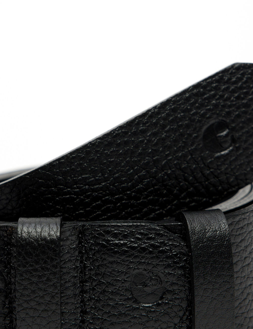 Черный пояс - Cacharel фото 4