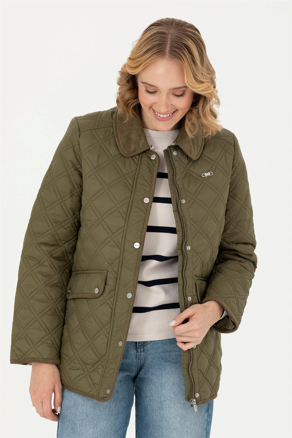 Женское пальто цвета хаки Неожиданная скидка в корзине