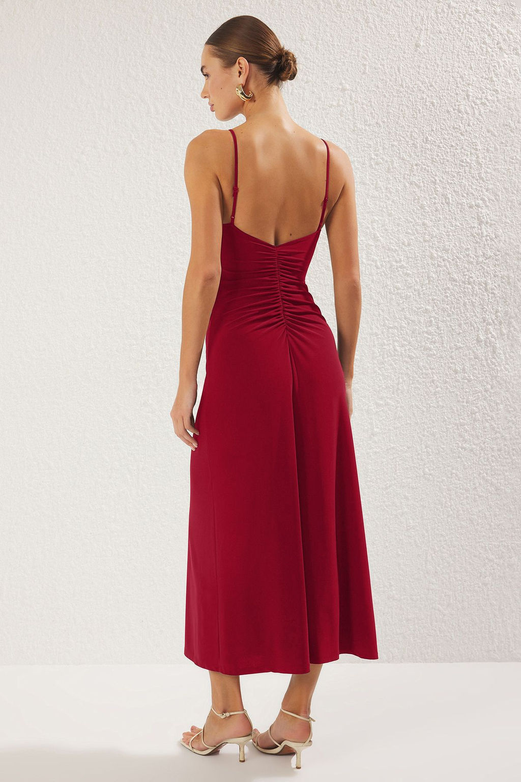 TRENDYOLMILLA Kahverengi Ask?l? S?rt Dekolteli A-line/Can Ac?lan Esnek Maxi Orme Elbise TWOSS25EL00539  фото 8