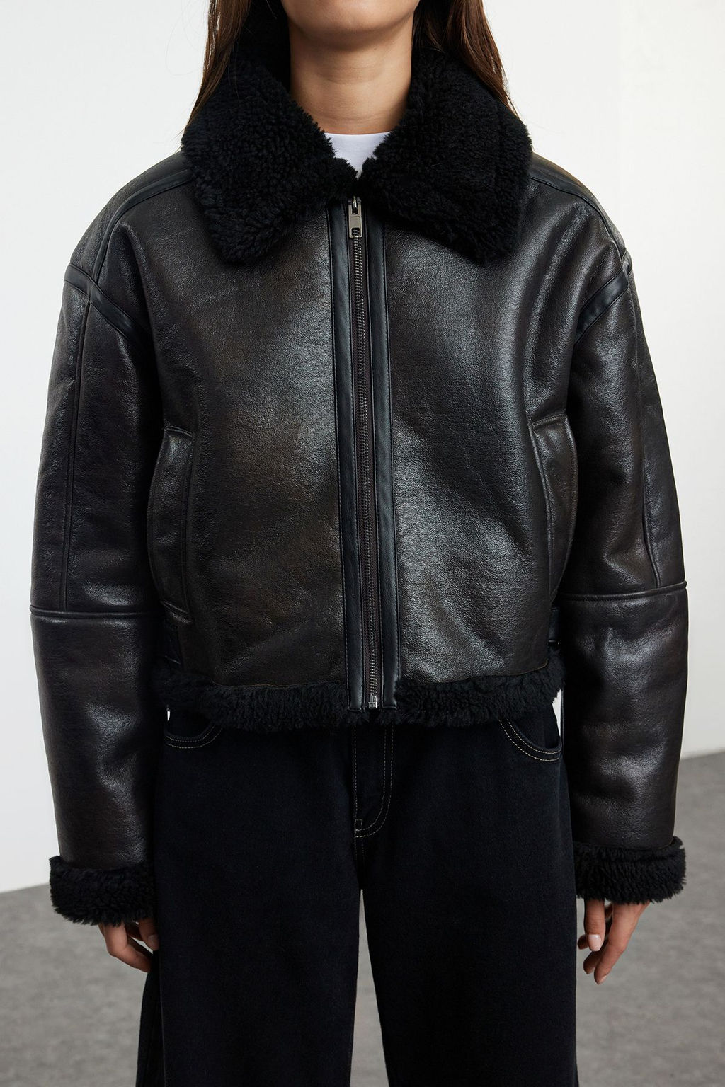 Kahverengi Oversize Kal?p Pelus Detayl? Biker Ceket Mont TWOAW25MO00032 - Trendyolmilla фото 5