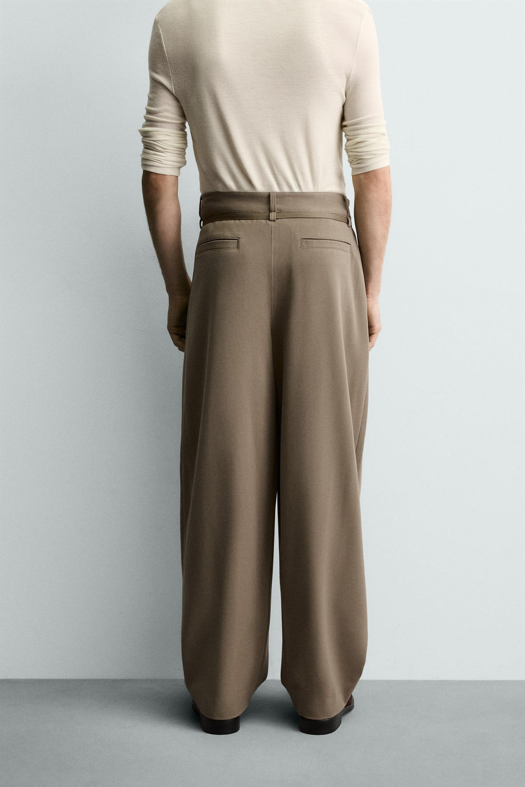 BALLOON FIT TROUSERS WITH PLEATS AND BELT - Zara фото 14