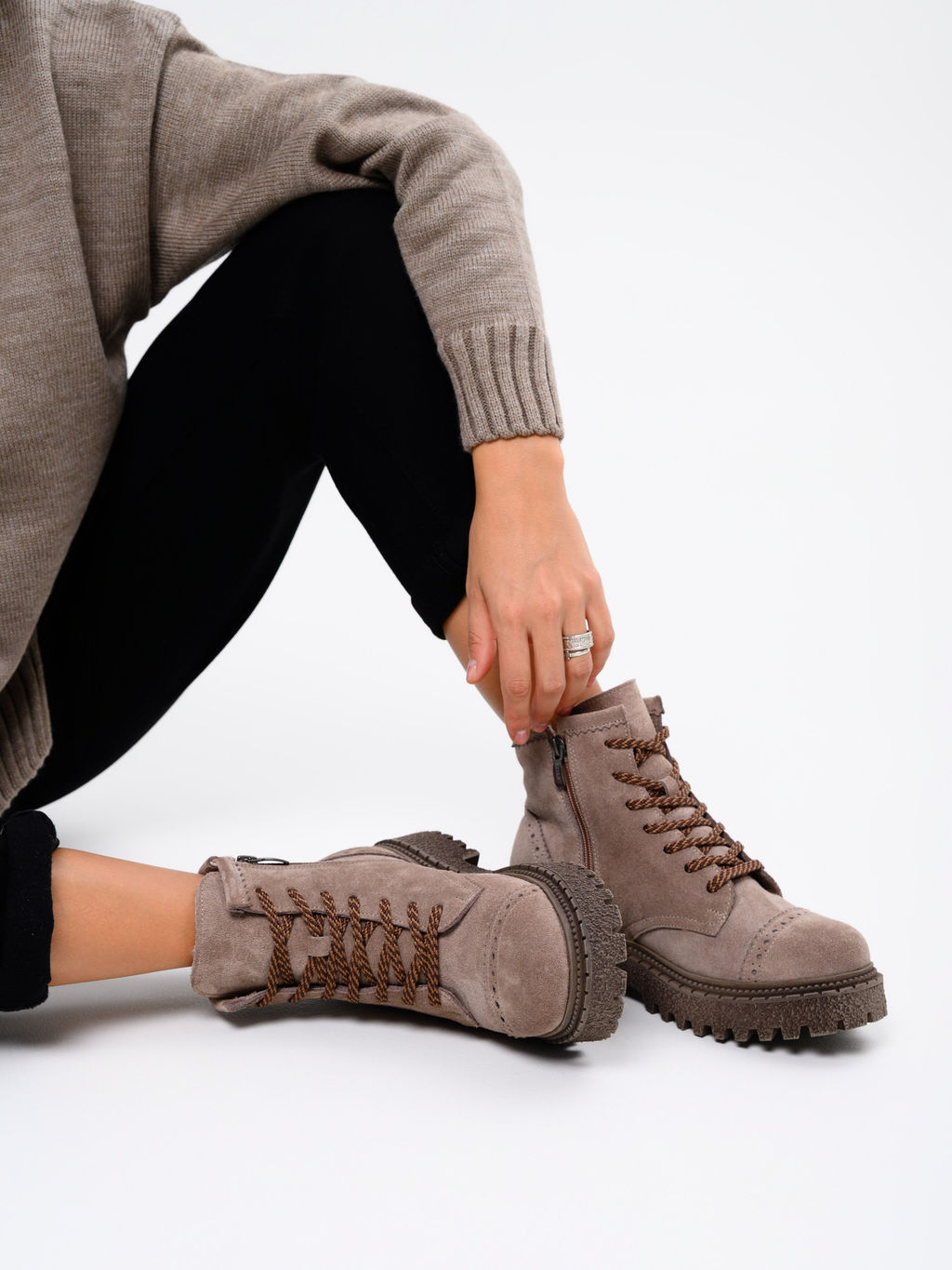 Ботинки EDART 319.22511 br. Капучино замша/мех