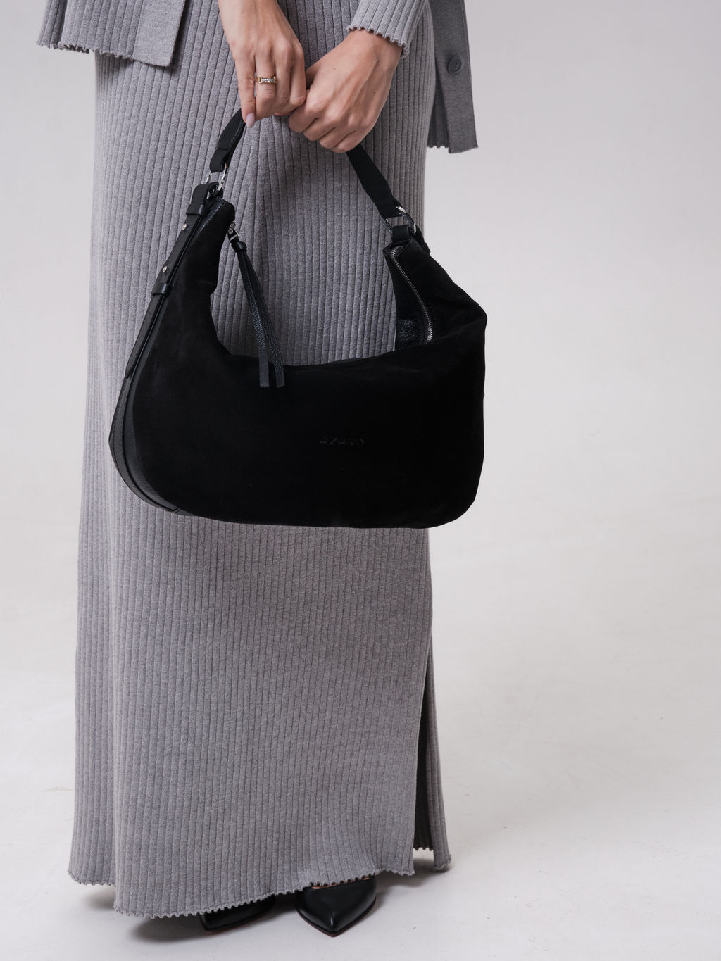 Сумка замшевая багет Azaro 30861 черный