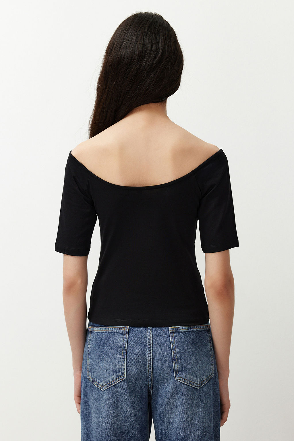 Siyah Kalp Yaka K?sa Kollu Regular/Normal Kal?p Orme Bluz TWOSS24BZ00561 - Trendyolmilla фото 6