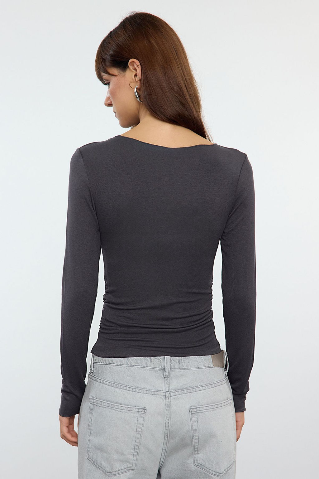 Antrasit Viskon/Yumusak Kumasl? Fitted Buzgu/Drape Detayl? Kay?k Yaka Esnek Orme Bluz TWOAW25BZ00225