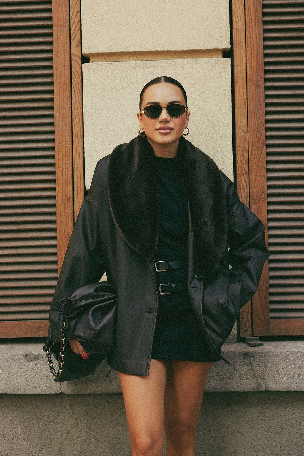 Koyu Kahverengi Oversize Yakas? Kurk Detayl? Suni Deri Mont TWOAW25MO00145