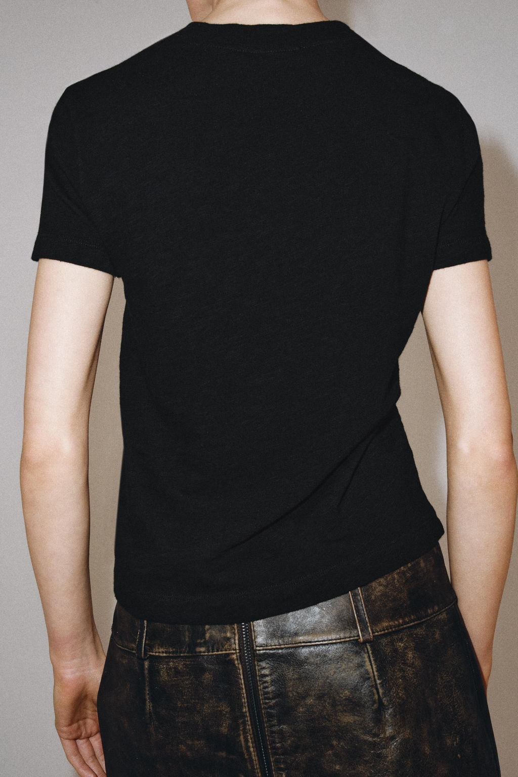 CAMISETA ALGOD?N FLAM? / Negro - Zara фото 5