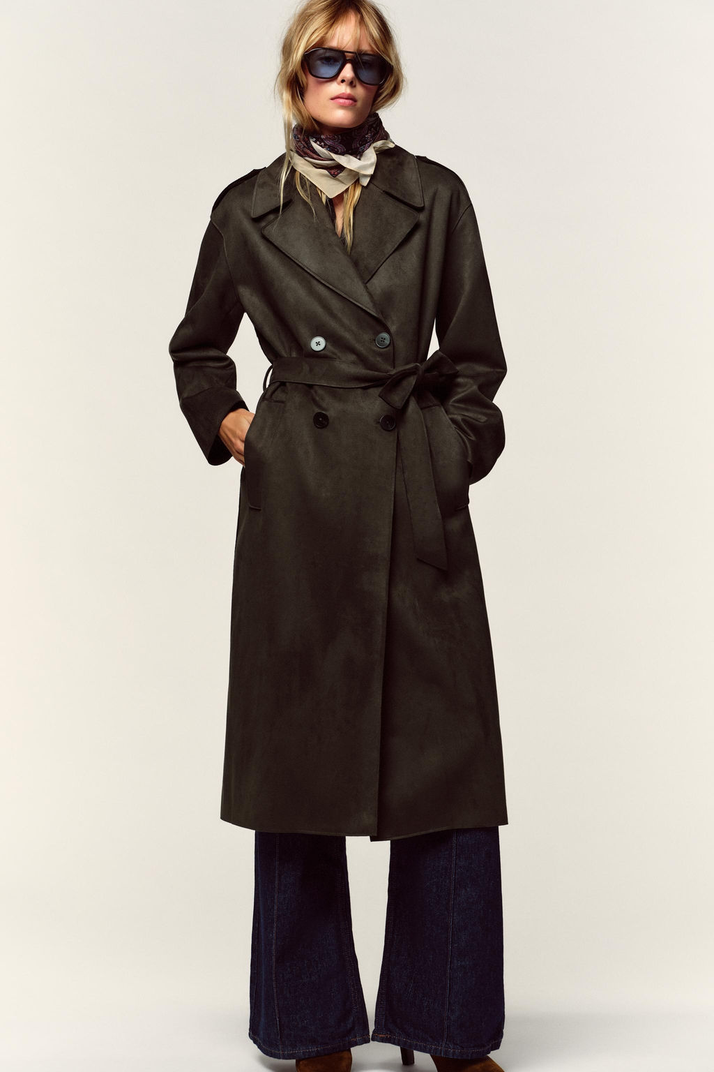 LONG FAUX SUEDE TRENCH COAT - Zara фото 2