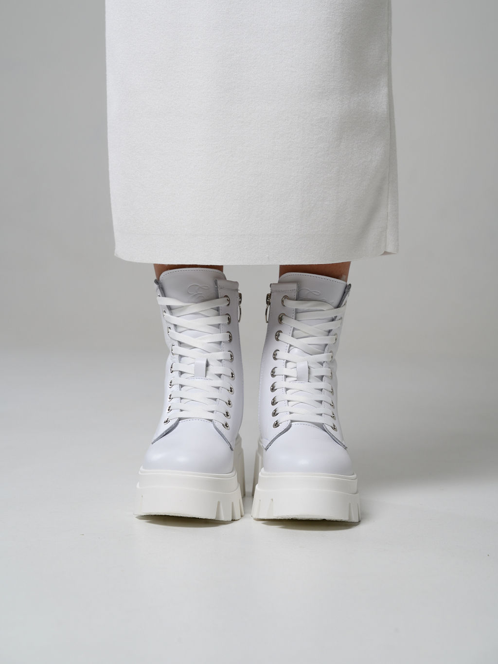 Ботинки 329.зиплайнw.Белый/байка