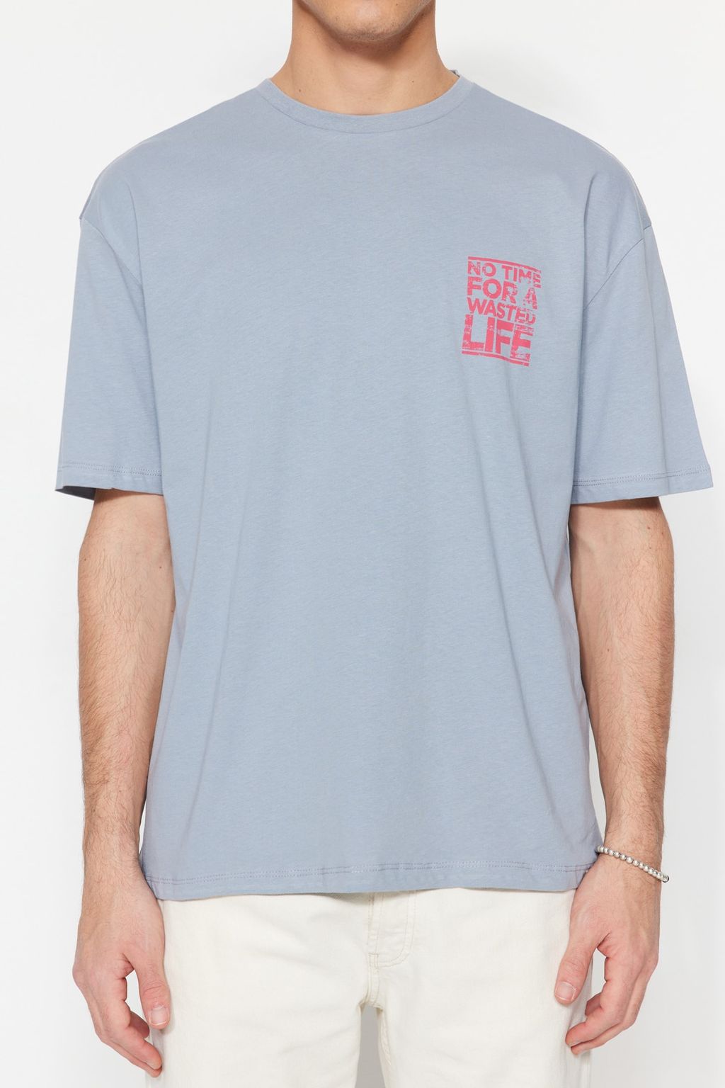 TRENDYOL MAN Gri Oversize/Genis Kesim Bisiklet Yaka Yaz? Bask?l? %100 Pamuklu T-Shirt TMNSS21TS1685 - Trendyolmilla фото 9