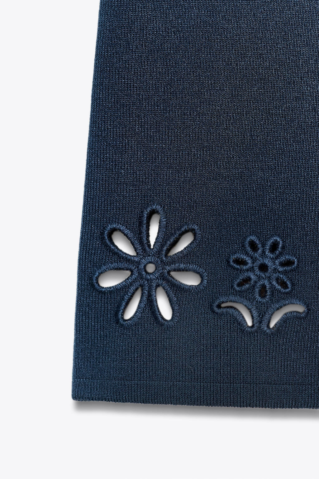 KNIT TROUSERS WITH CUTWORK EMBROIDERY - Zara фото 7