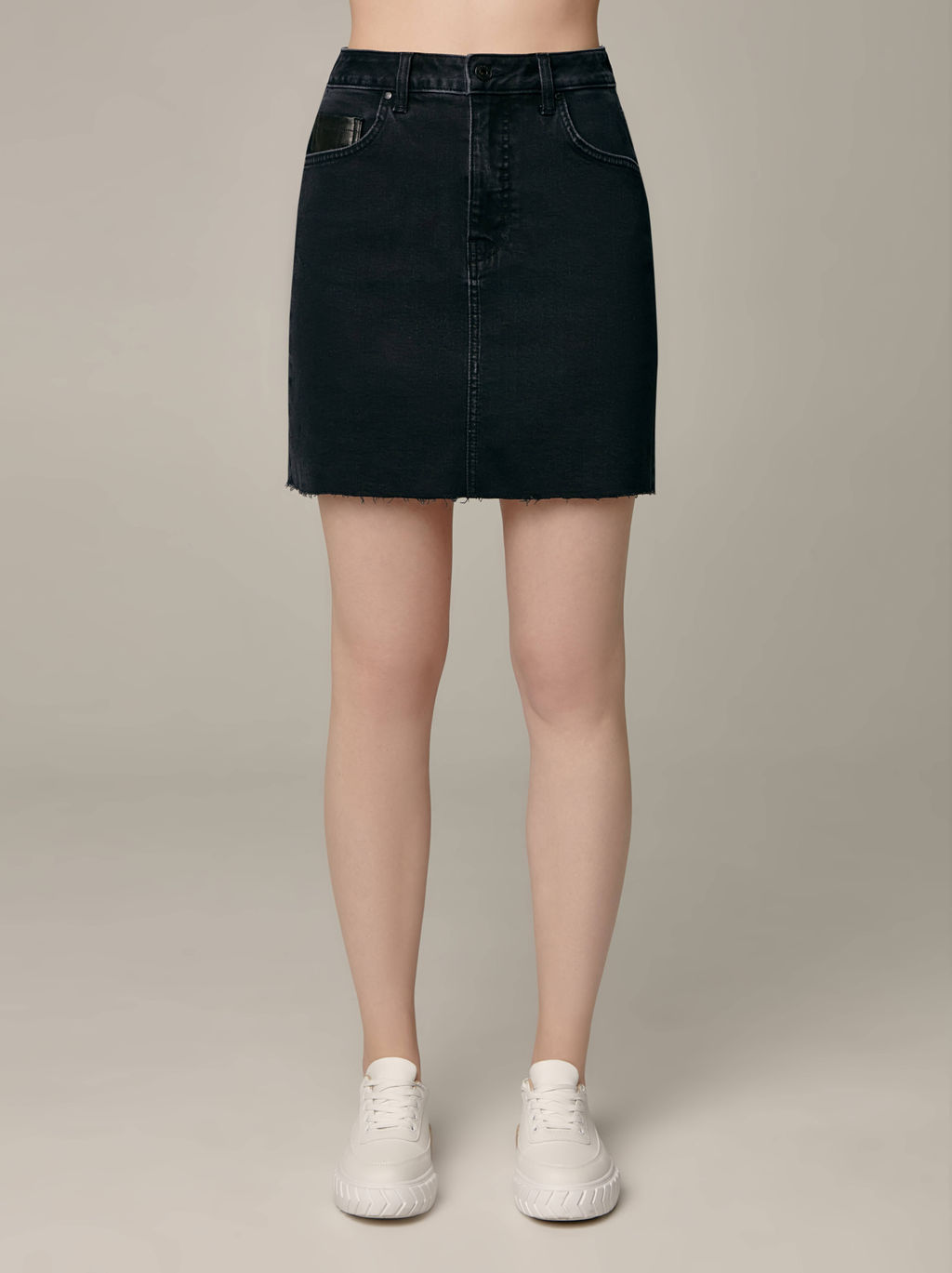 CONTE CON-610 Джинсовая юбка-mini с необработанным краем washed black