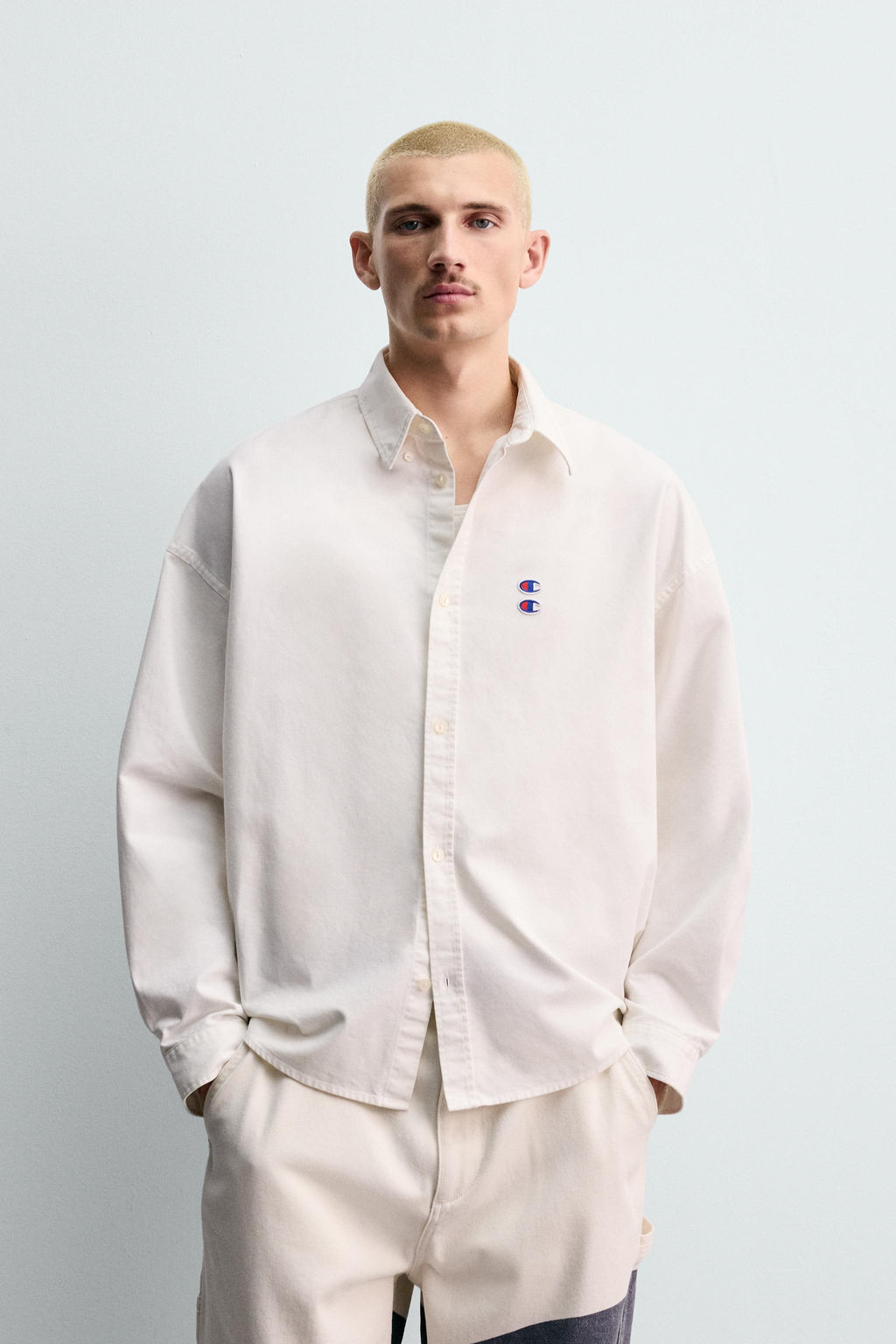 CHAMPION ® X ZARA OXFORD SHIRT WITH PATCHES  фото 2
