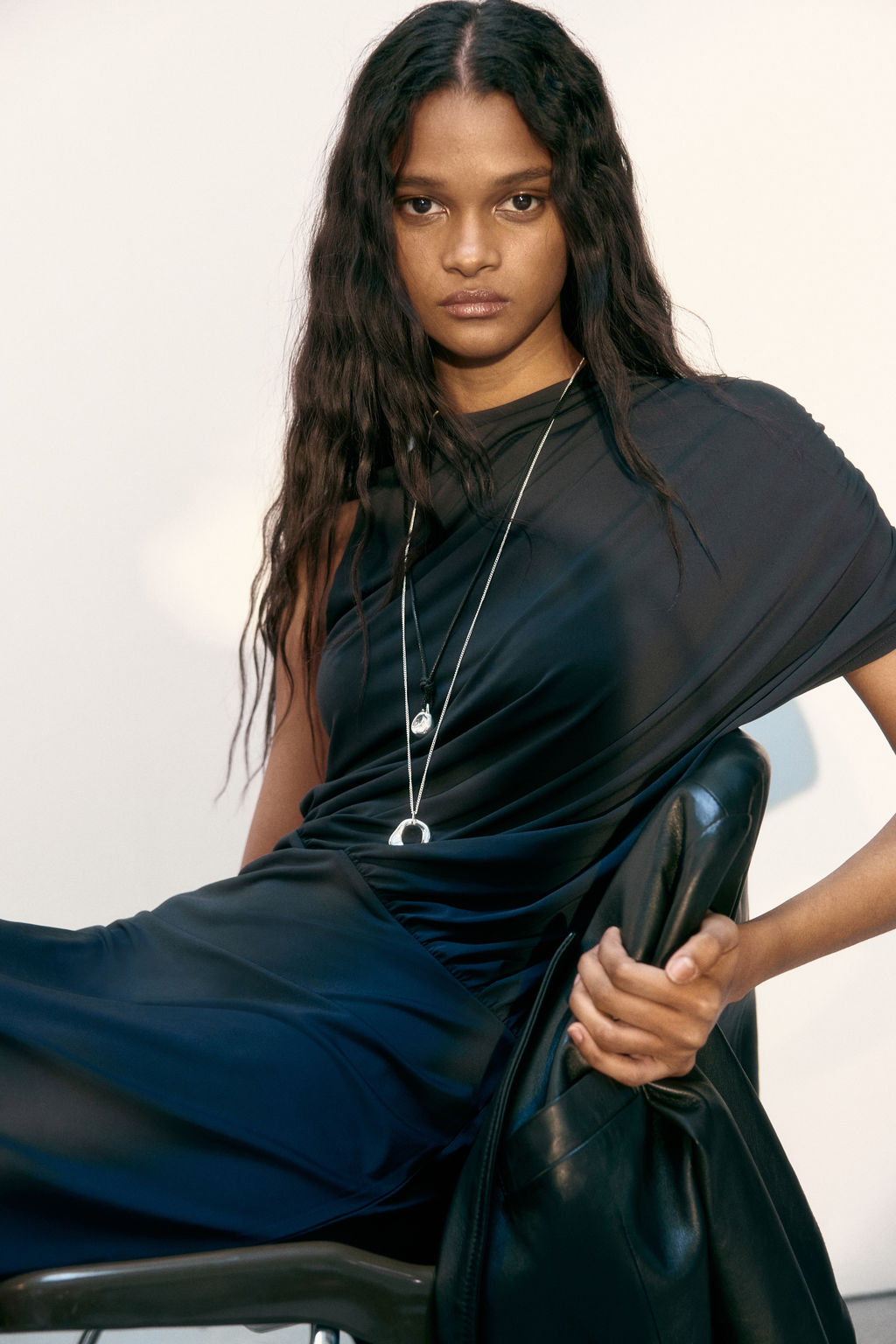 Maxivestido drapeado - H&m фото 6
